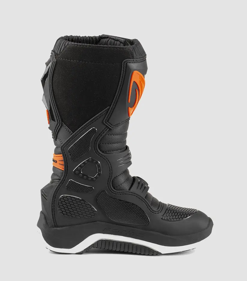 Forma Drift Boots Black / Orange / White FREE UK Delivery, FREE 365 Day Returns | Moto Central
