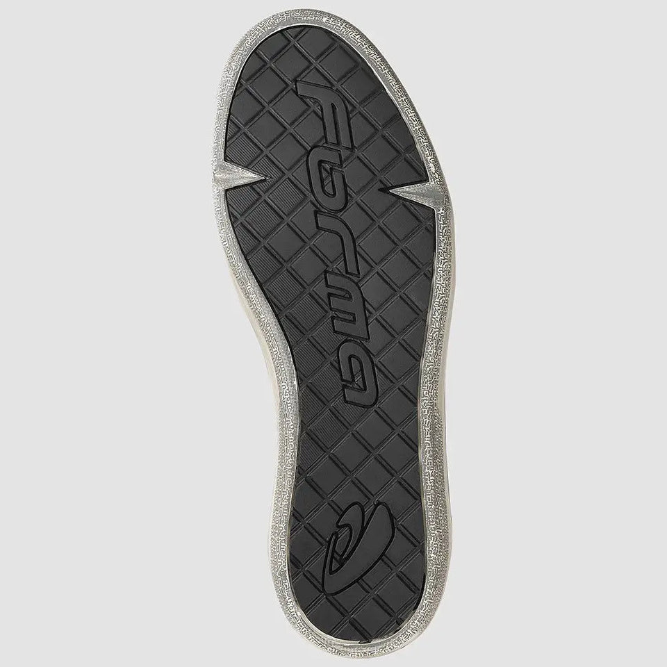 Forma Hyper Dry Short Boots Anthracite – sole view