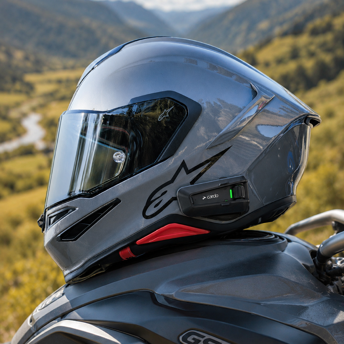 Tubs Jackson Alpinestars S-R7 To Cardo Edge / Neo / Pro FREE UK Delivery, FREE 365 Day Returns | Moto Central