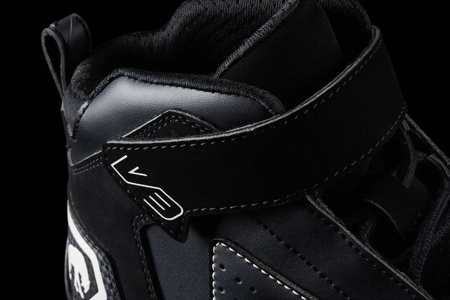 Furygan V3 Ladies Shoes Black / White FREE UK Delivery, FREE 365 Day Returns | Moto Central