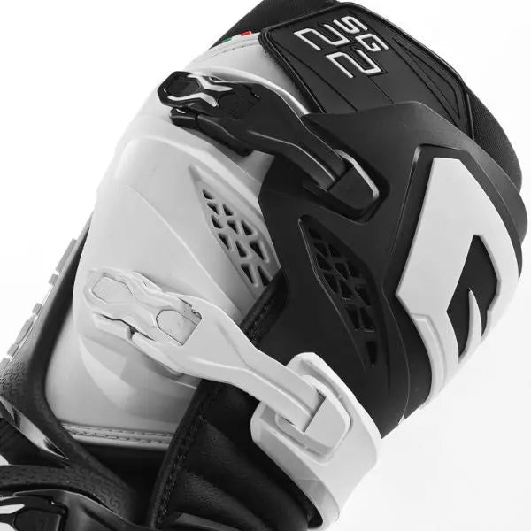Gaerne SG.22 MX Boots Black / White - FREE UK Shipping, FREE 365 Day Returns | Moto Central