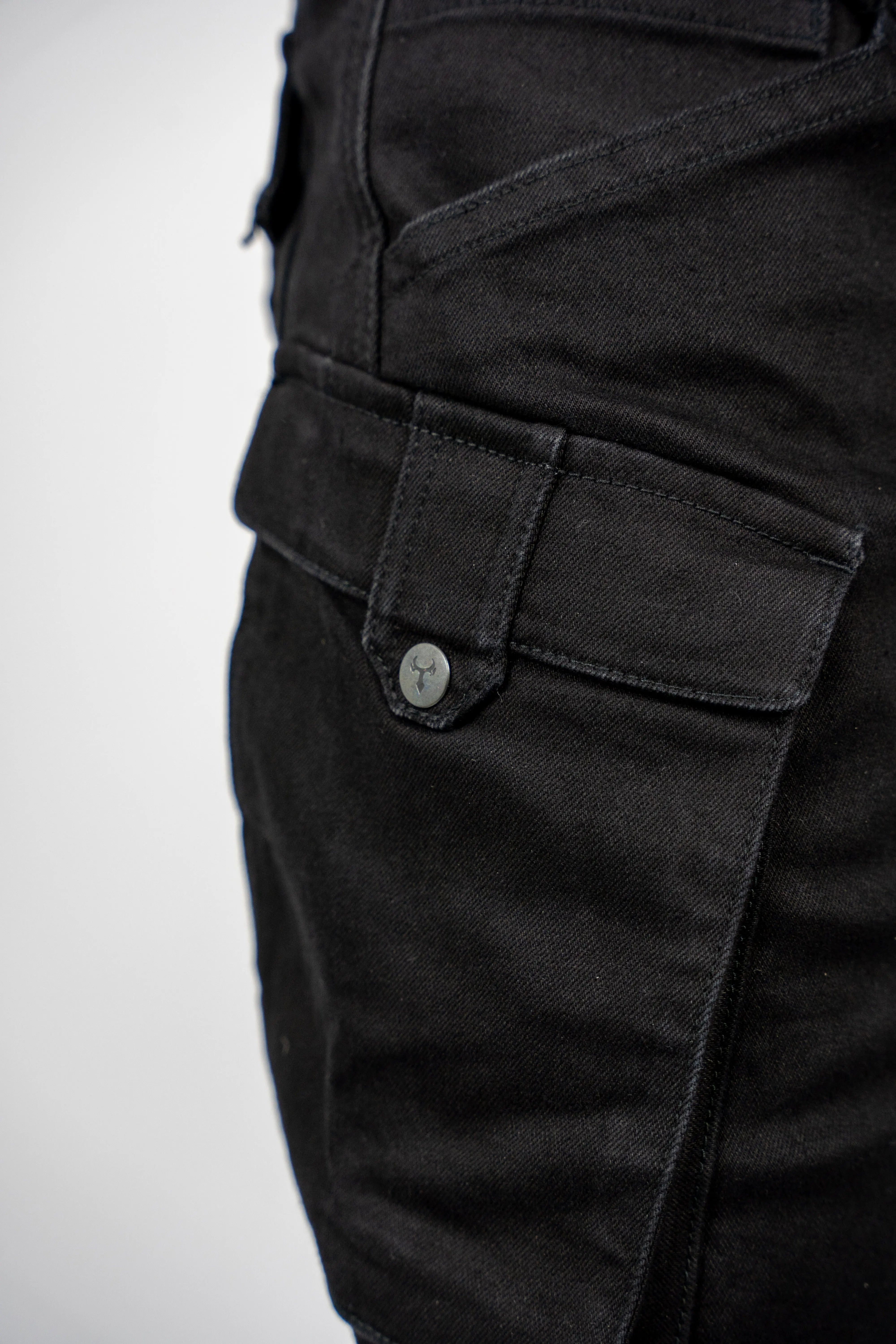 Bull-it Jackal Easy Fit Denim Jeans Black  - FREE UK Shipping, FREE 365 Day Returns | Moto Central
