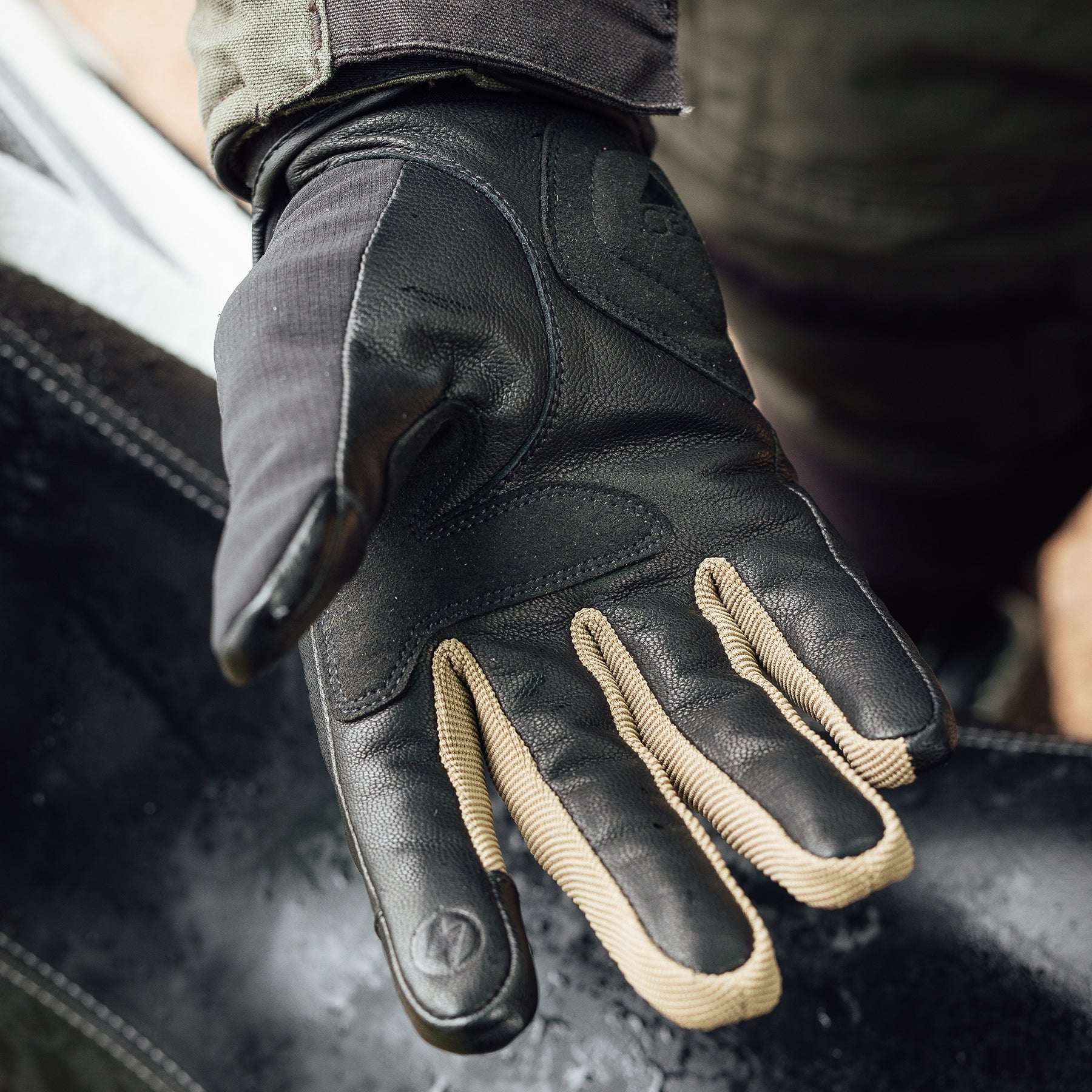 Merlin Jura Hydro D3O Gloves Black / Earth FREE UK Delivery, FREE 365 Day Returns | Moto Central