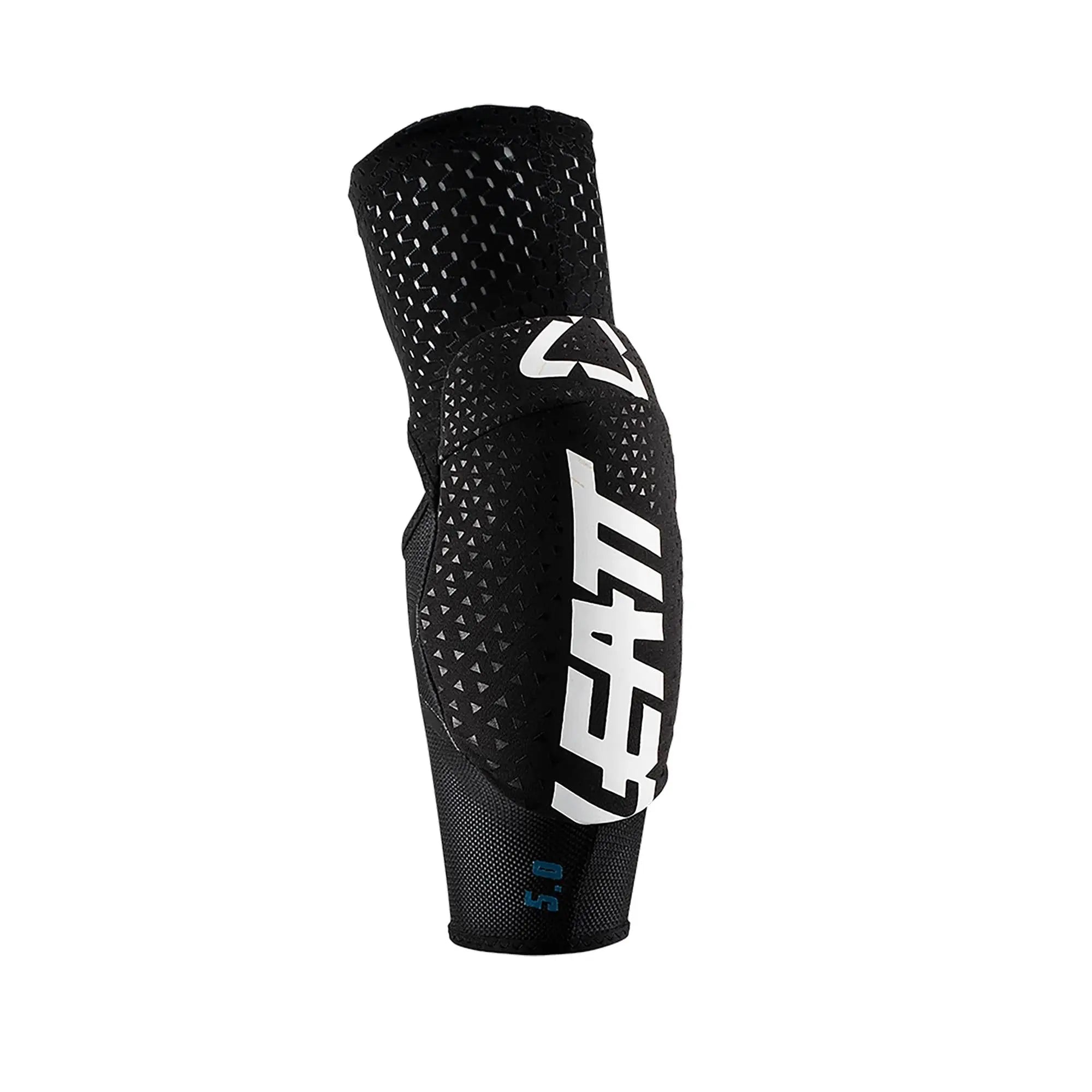 Leatt 3DF 5.0 Evo Junior Elbow Guard White - FREE UK Shipping, FREE 365 Day Returns | Moto Central