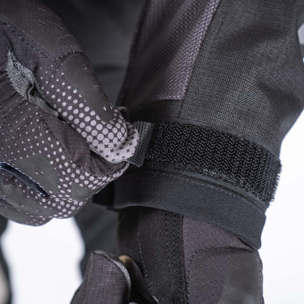 Leatt ADV FlowTour 5.5 Textile Jacket Stealth Black / Grey