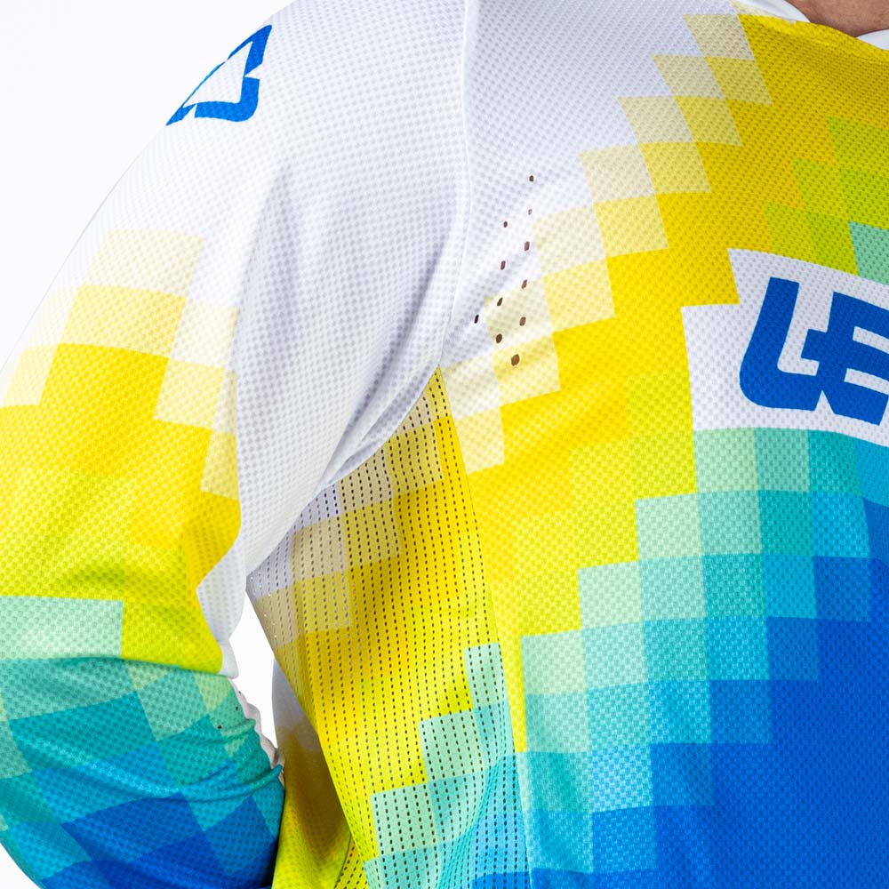 Leatt Moto 4.5 Lite Jersey Pixel Blue - FREE UK Shipping, FREE 365 Day Returns | Moto Central