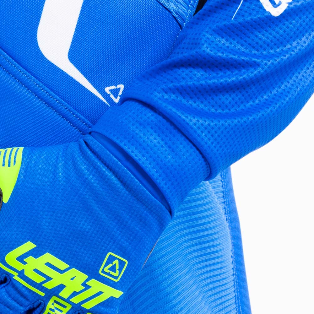 Leatt Moto 3.5 Ride Kit Blue - FREE UK Delivery, FREE 365 Day Returns | Moto Central