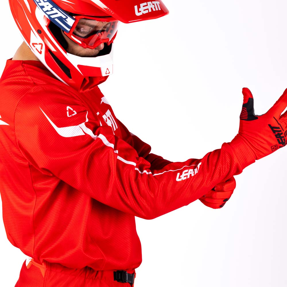 Leatt Moto 3.5 Ride Kit Red - FREE UK Delivery, FREE 365 Day Returns | Moto Central