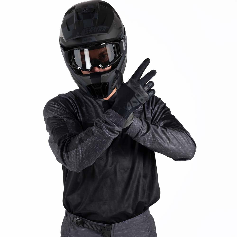 Leatt Moto 3.5 Ride Kit Stealth Black / Grey - FREE UK Delivery, FREE 365 Day Returns | Moto Central