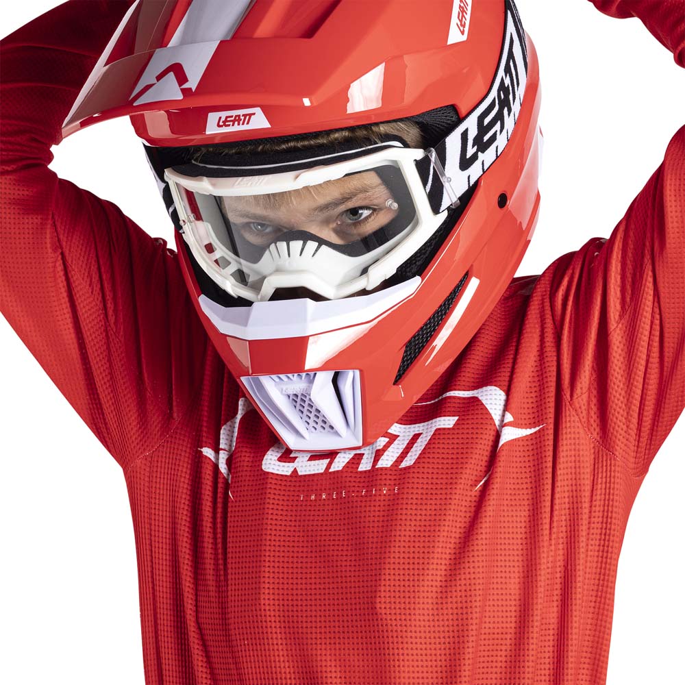 Leatt 3.5 Junior Ride Kit Red - FREE UK Delivery, FREE 365 Day Returns | Moto Central