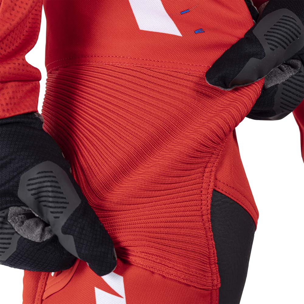 Leatt 3.5 Junior Ride Kit Red - FREE UK Delivery, FREE 365 Day Returns | Moto Central