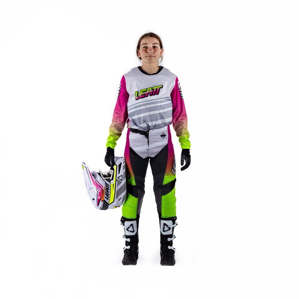 Leatt 3.5 Junior Ride Kit Retro Pink - FREE UK Delivery, FREE 365 Day Returns | Moto Central