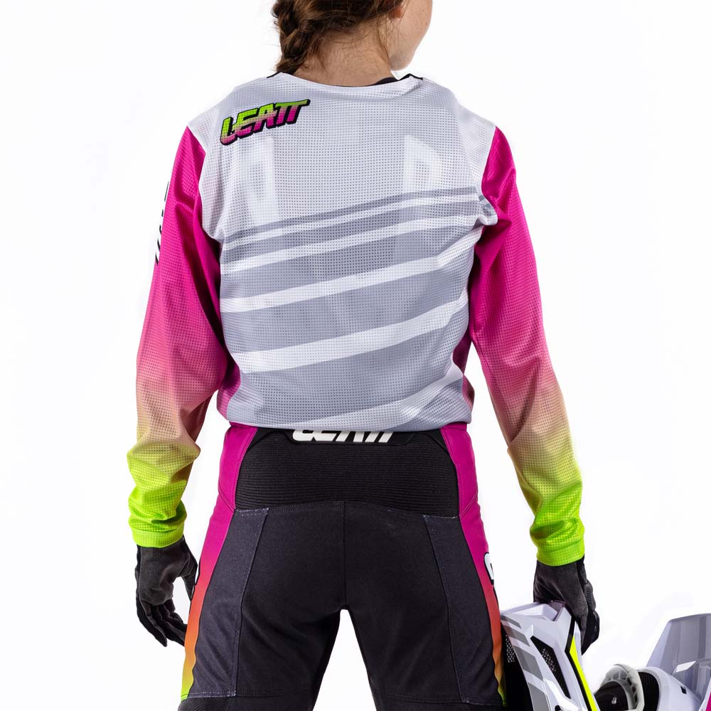 Leatt 3.5 Junior Ride Kit Retro Pink - FREE UK Delivery, FREE 365 Day Returns | Moto Central