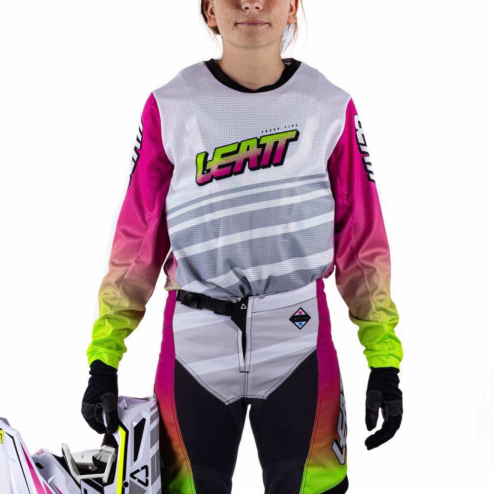 Leatt 3.5 Junior Ride Kit Retro Pink - FREE UK Delivery, FREE 365 Day Returns | Moto Central
