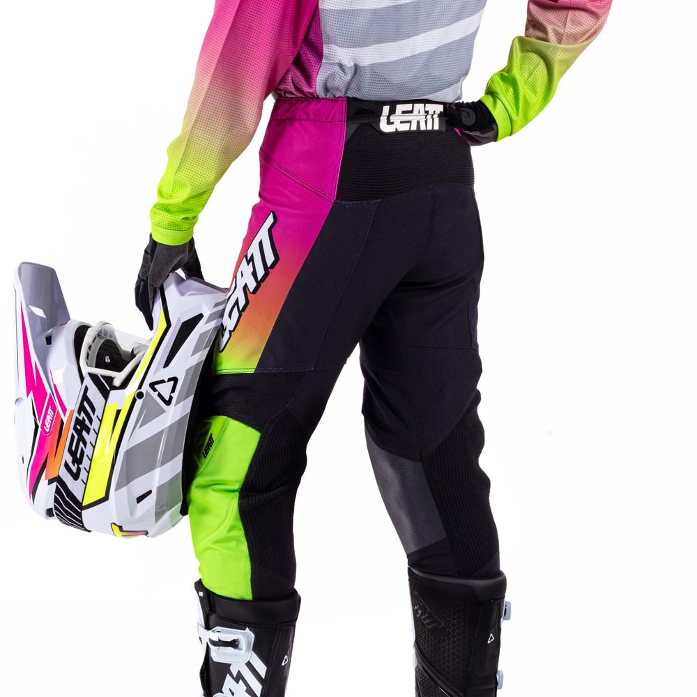 Leatt 3.5 Junior Ride Kit Retro Pink - FREE UK Delivery, FREE 365 Day Returns | Moto Central