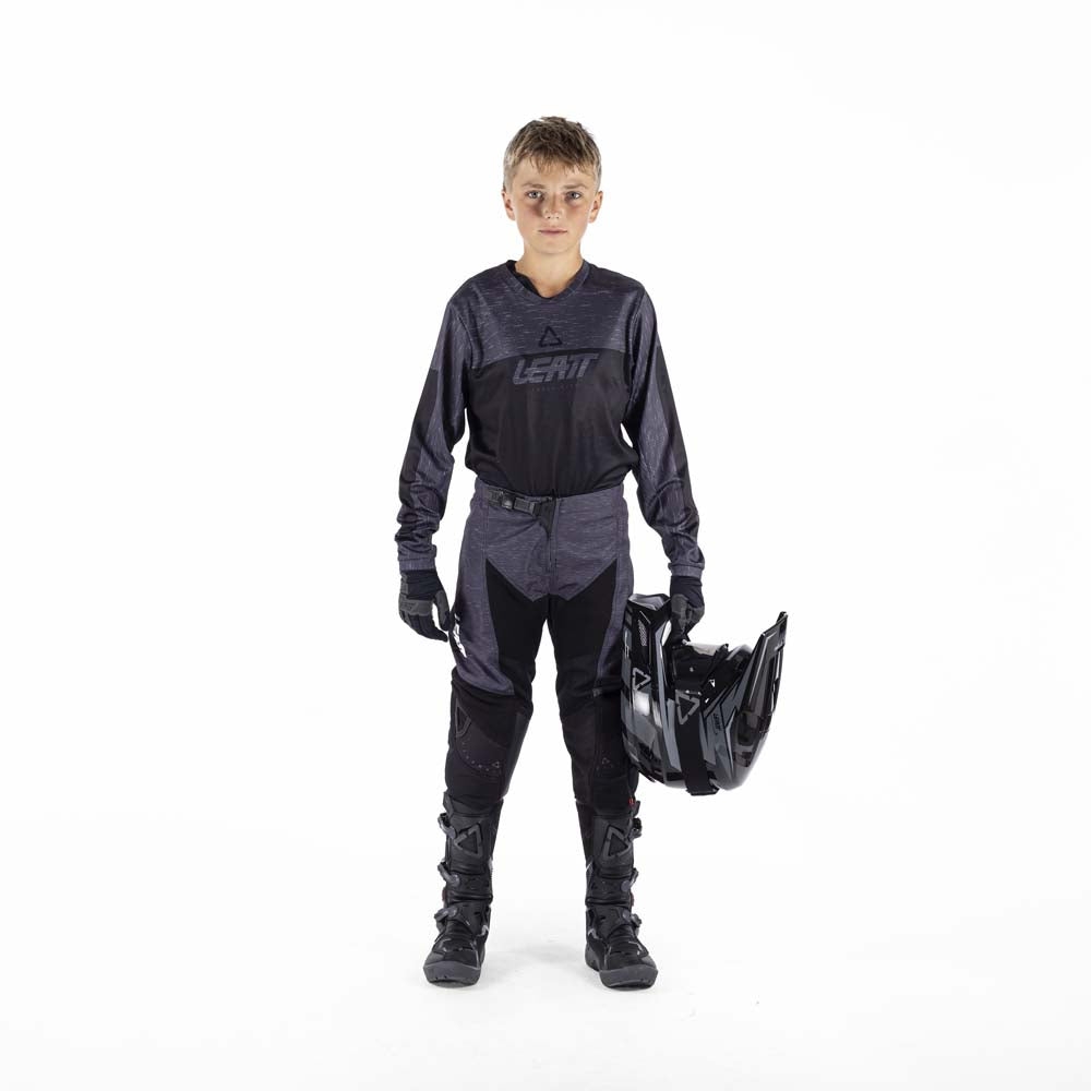 Leatt 3.5 Junior Ride Kit Stealth Black / Grey - FREE UK Delivery, FREE 365 Day Returns | Moto Central
