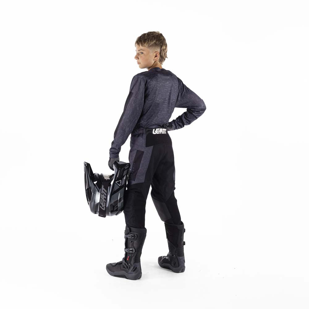 Leatt 3.5 Junior Ride Kit Stealth Black / Grey - FREE UK Delivery, FREE 365 Day Returns | Moto Central