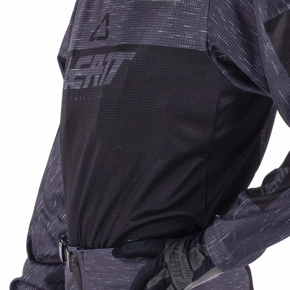 Leatt 3.5 Junior Ride Kit Stealth Black / Grey - FREE UK Delivery, FREE 365 Day Returns | Moto Central