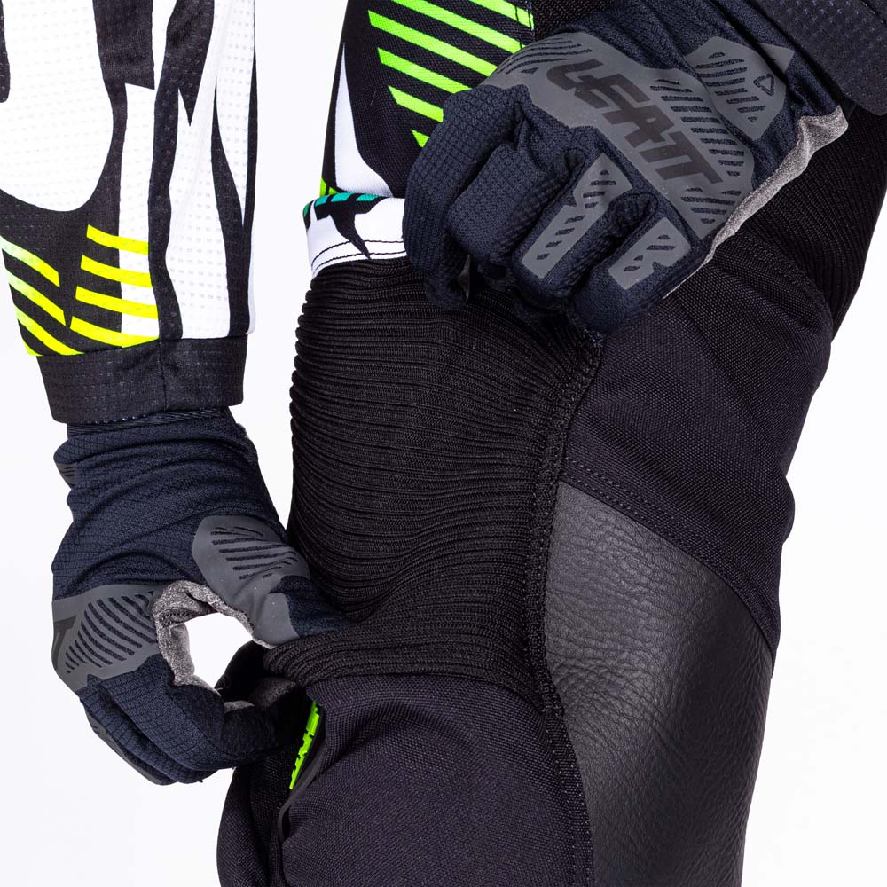 Leatt 3.5 Mini Kids Ride Kit Storm Teal - FREE UK Delivery, FREE 365 Day Returns | Moto Central