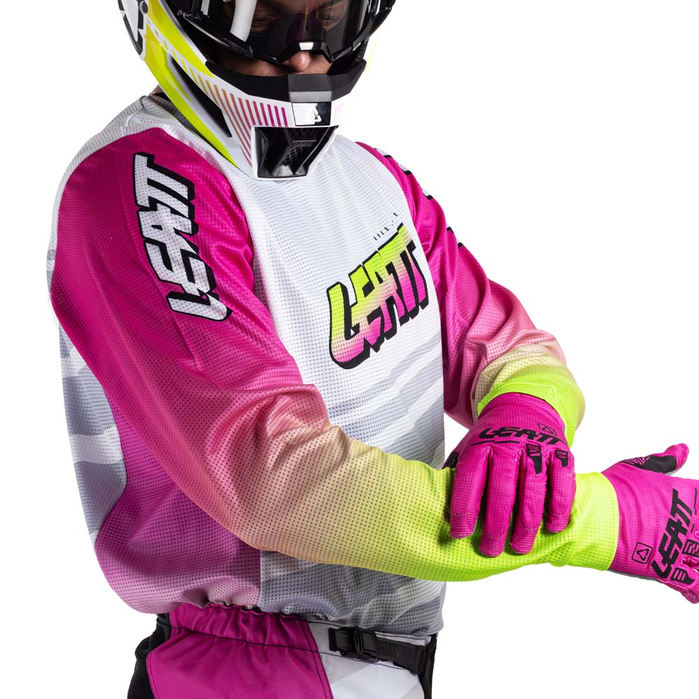 Leatt Moto 3.5 Ride Kit Retro Pink - FREE UK Delivery, FREE 365 Day Returns | Moto Central