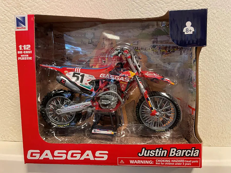 New-Ray Miniatuur Red Bull Gasgas MC 450F Barcia Number 51 - FREE UK Shipping, FREE 365 Day Returns | Moto Central