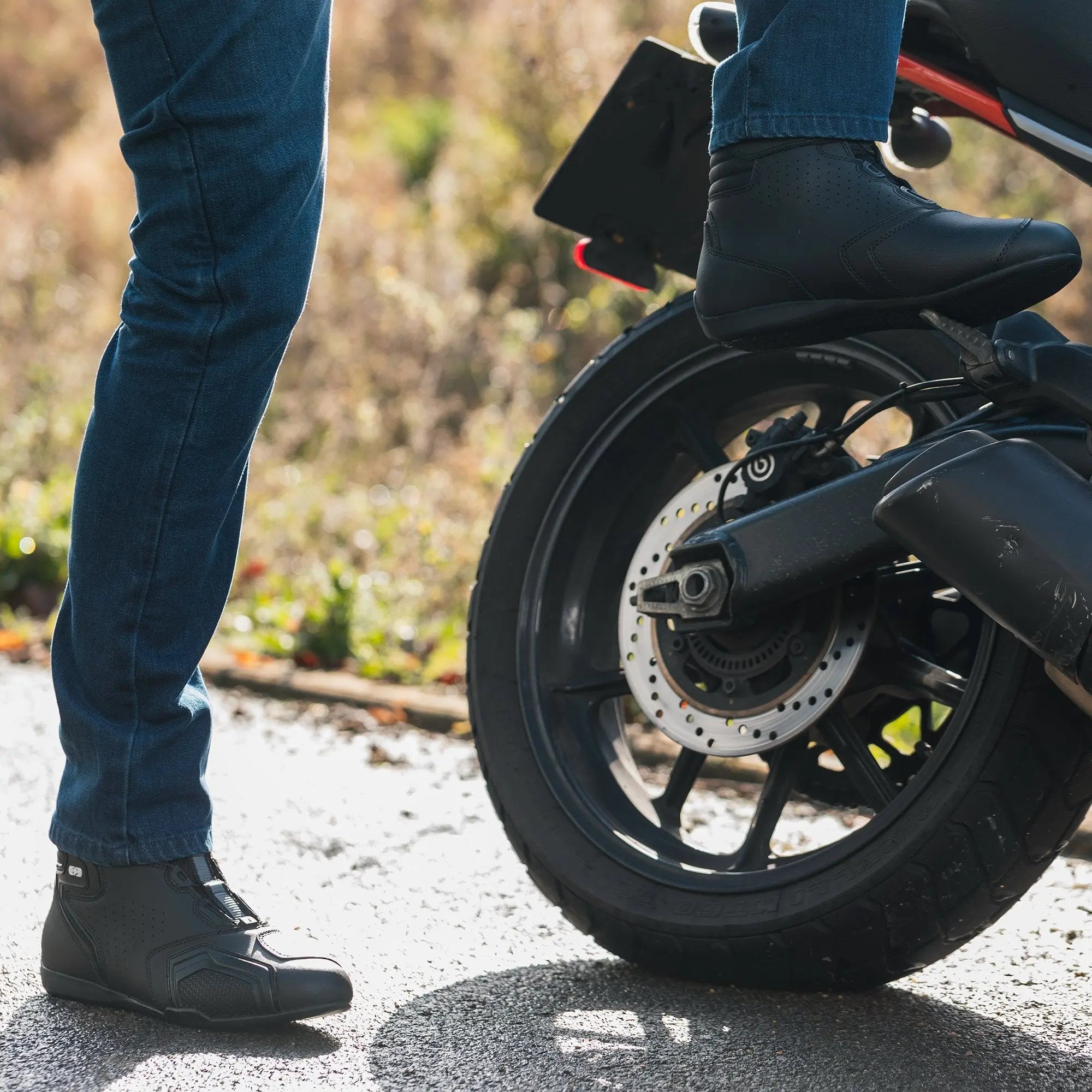Oxford Helix Air Boots Black FREE UK Delivery, FREE 365 Day Returns | Moto Central