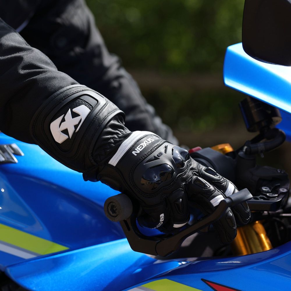 Oxford Nexus Leather Gloves Black / White
