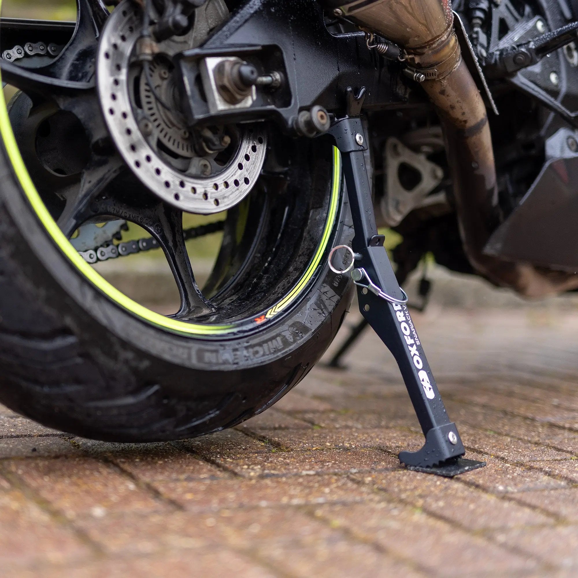 Oxford SnapJack V3 Stand Black FREE UK Delivery, FREE 365 Day Returns | Moto Central