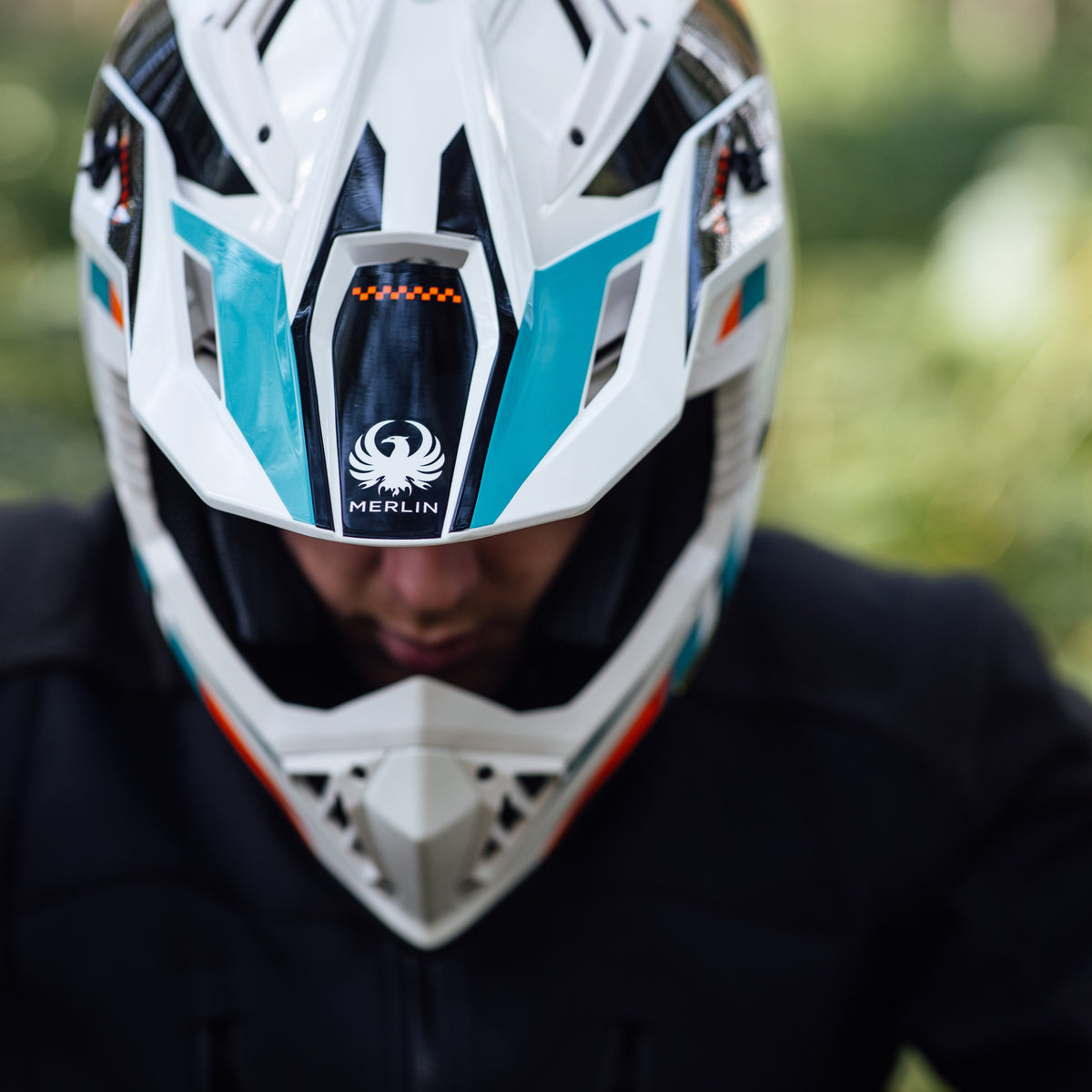 bell half helmet uk Rogue Solid Face Motorcycle Removable ear covers and speaker pockets are as fancy as this stripped Bell Star Helmet - Pace