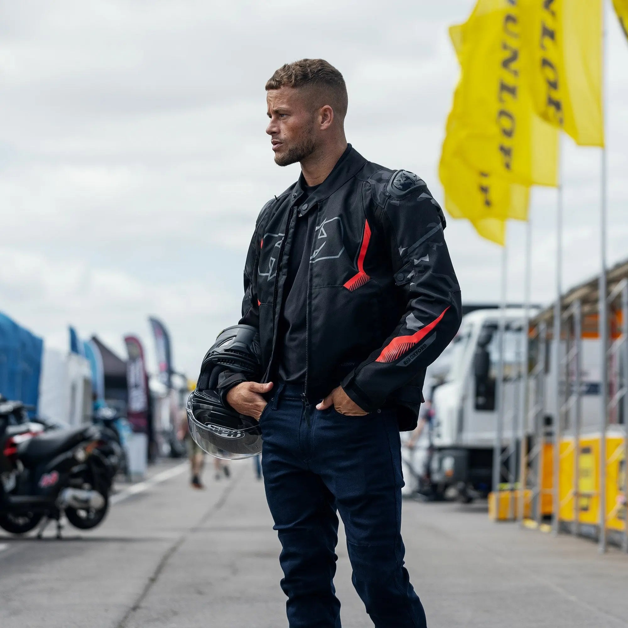 Oxford Omega 1.0 Dry2Dry Textile Jacket Black / Camo / Red  - FREE UK Shipping, FREE 365 Day Returns | Moto Central