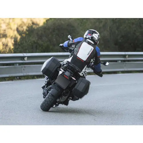 SH38X Expandable Panniers Carbon  - FREE UK Shipping, FREE 365 Day Returns | Moto Central