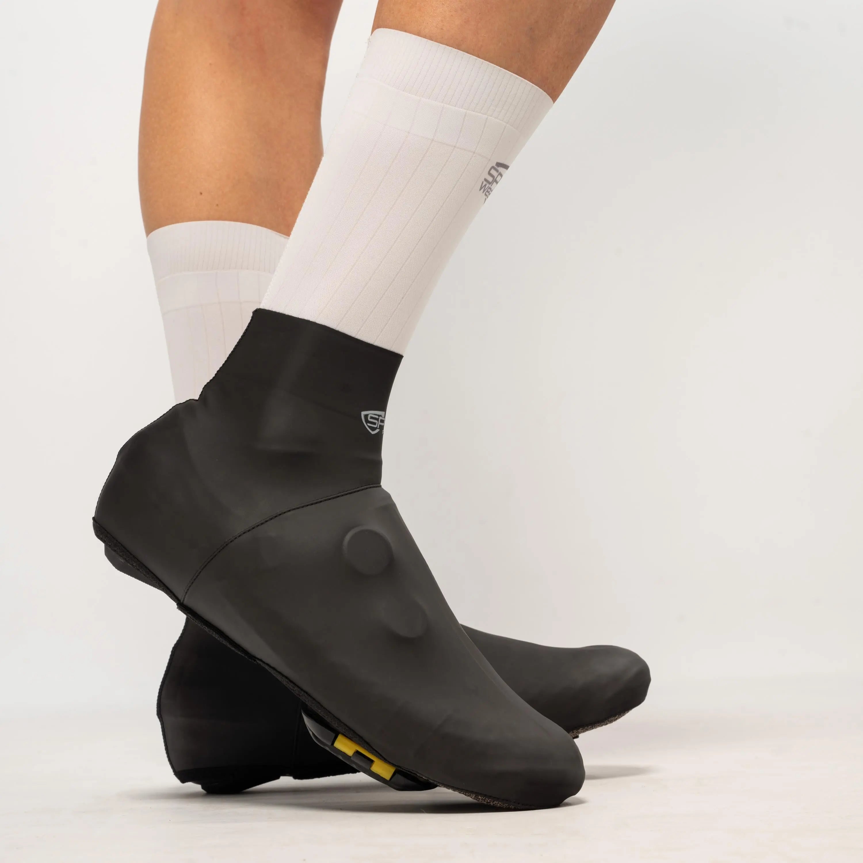 Spatzwear Aquasokz Short Shoe Covers Black - FREE UK Shipping, FREE 365 Day Returns | Moto Central