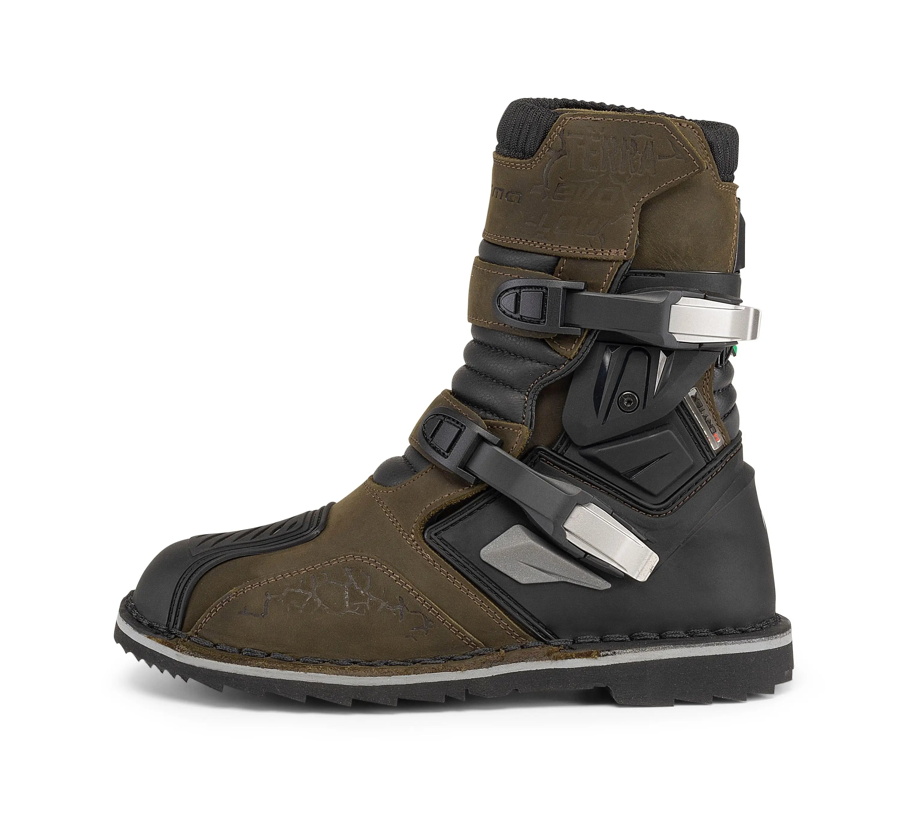 Forma Terra Evo Dry Low Adventure Boots Brown  - FREE UK Shipping, FREE 365 Day Returns | Moto Central