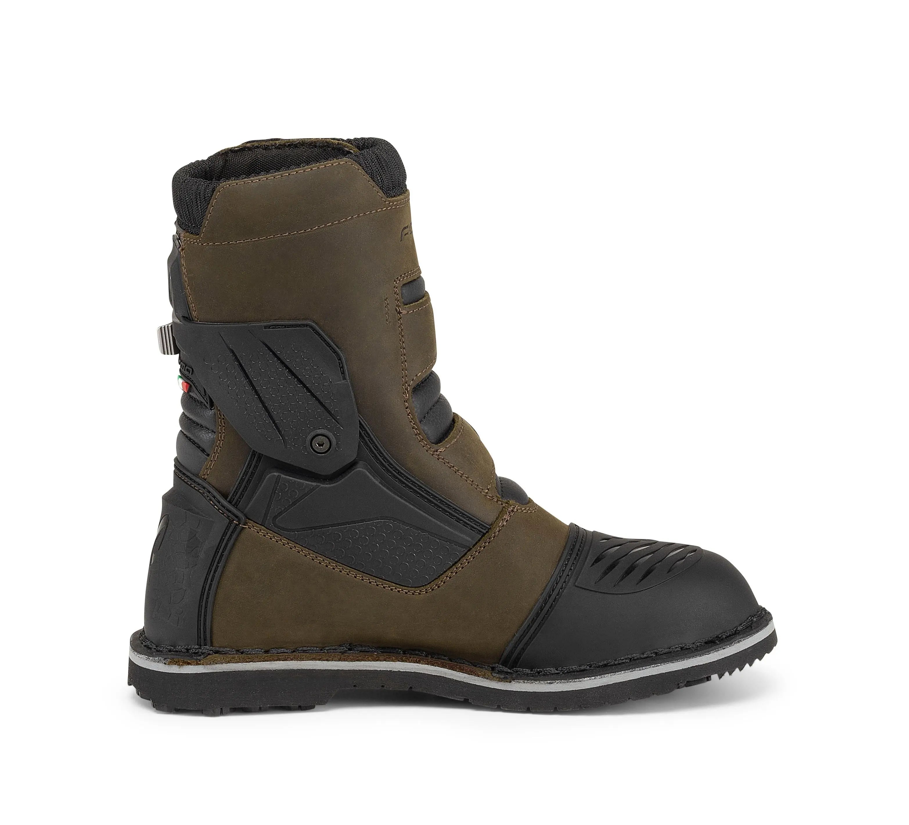 Forma Terra Evo Dry Low Adventure Boots Brown  - FREE UK Shipping, FREE 365 Day Returns | Moto Central