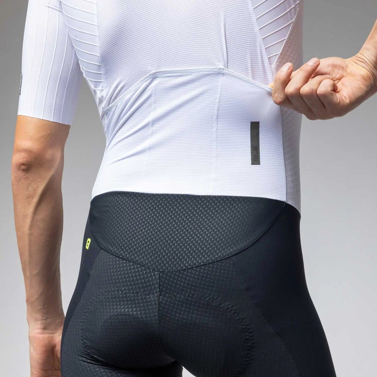 Ale Clothing Eagle R-EV1 Short Sleeves Skinsuit White - FREE UK Shipping, FREE 365 Day Returns | Moto Central