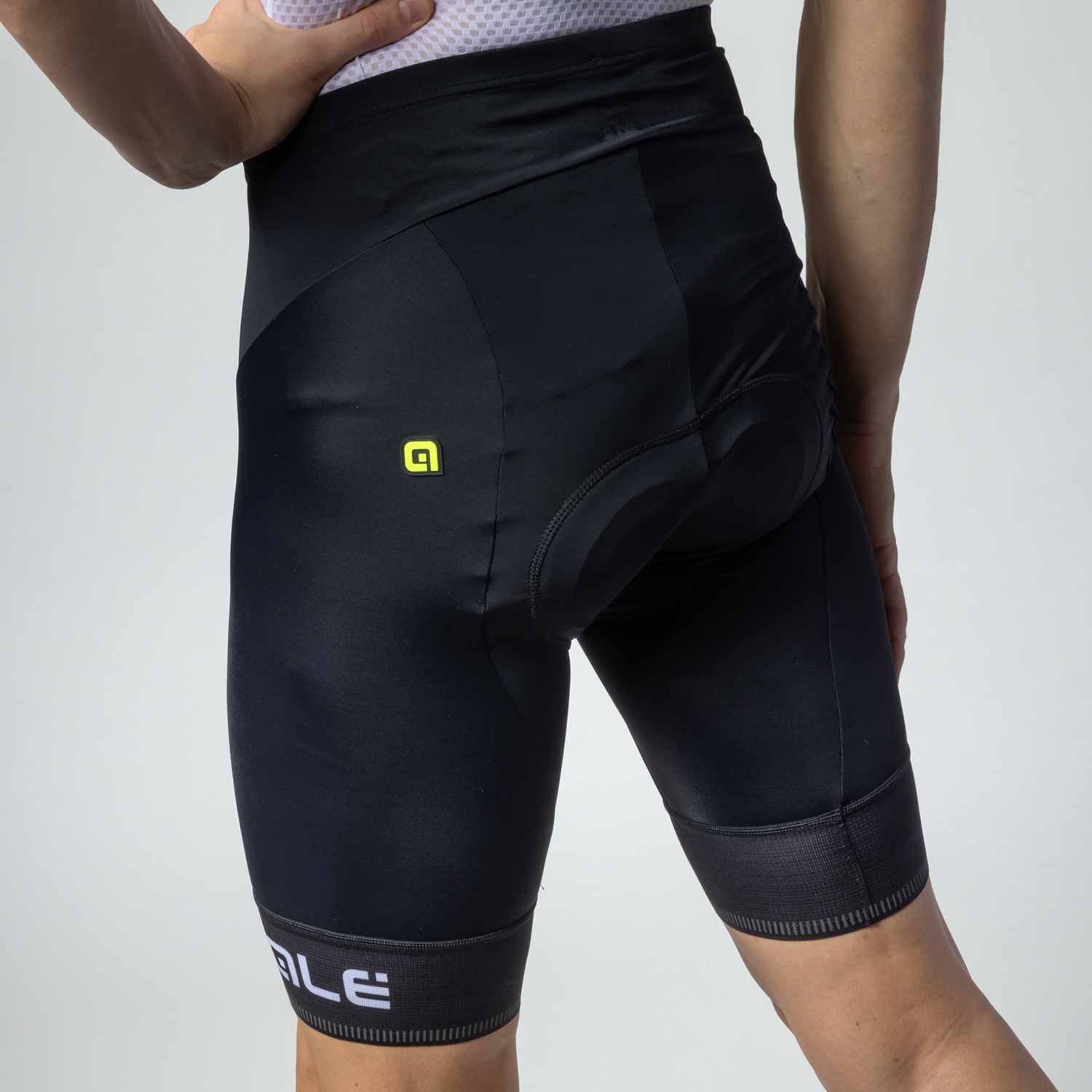 Ale Clothing Corsa Pragma Shorts Black / White - FREE UK Shipping, FREE 365 Day Returns | Moto Central