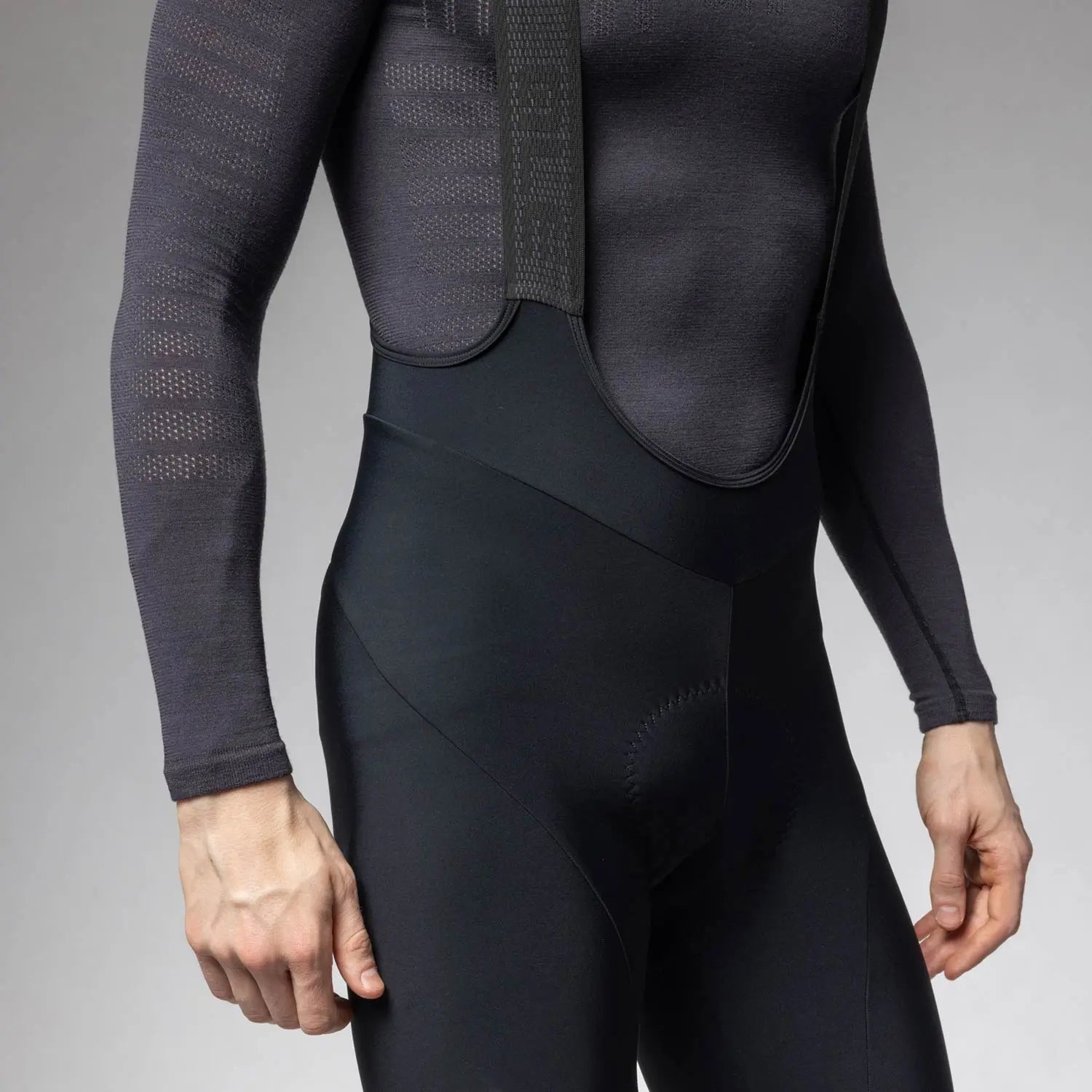 Ale Clothing Winter 2.0 Pragma Bib Shorts Black - FREE UK Shipping, FREE 365 Day Returns | Moto Central
