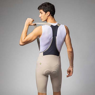 Ale Clothing Master 2.0 PR-E Bib Shorts Sand - FREE UK Shipping, FREE 365 Day Returns | Moto Central