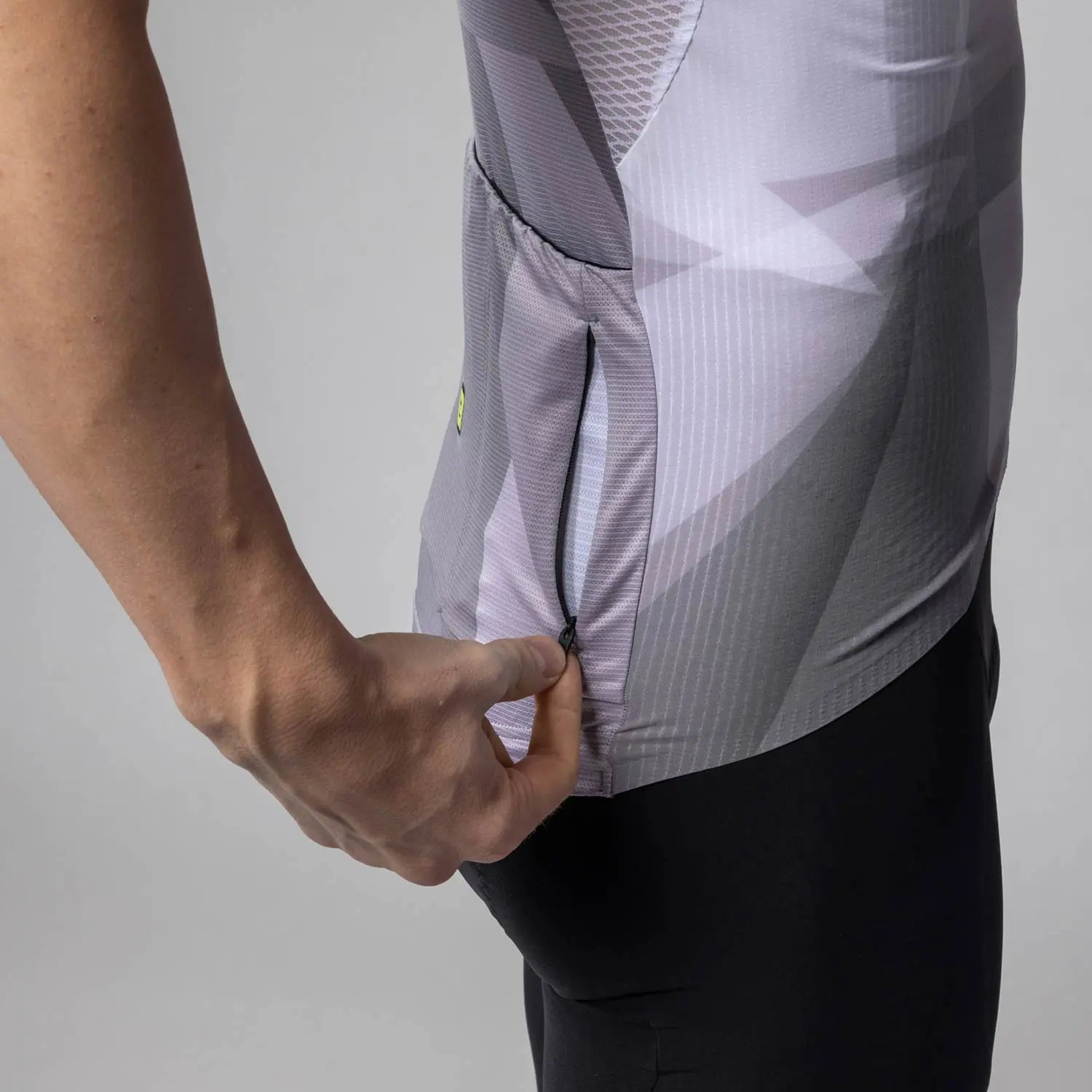 Ale Clothing Sprinter R-EV1 Short Sleeves Jersey White - FREE UK Shipping, FREE 365 Day Returns | Moto Central