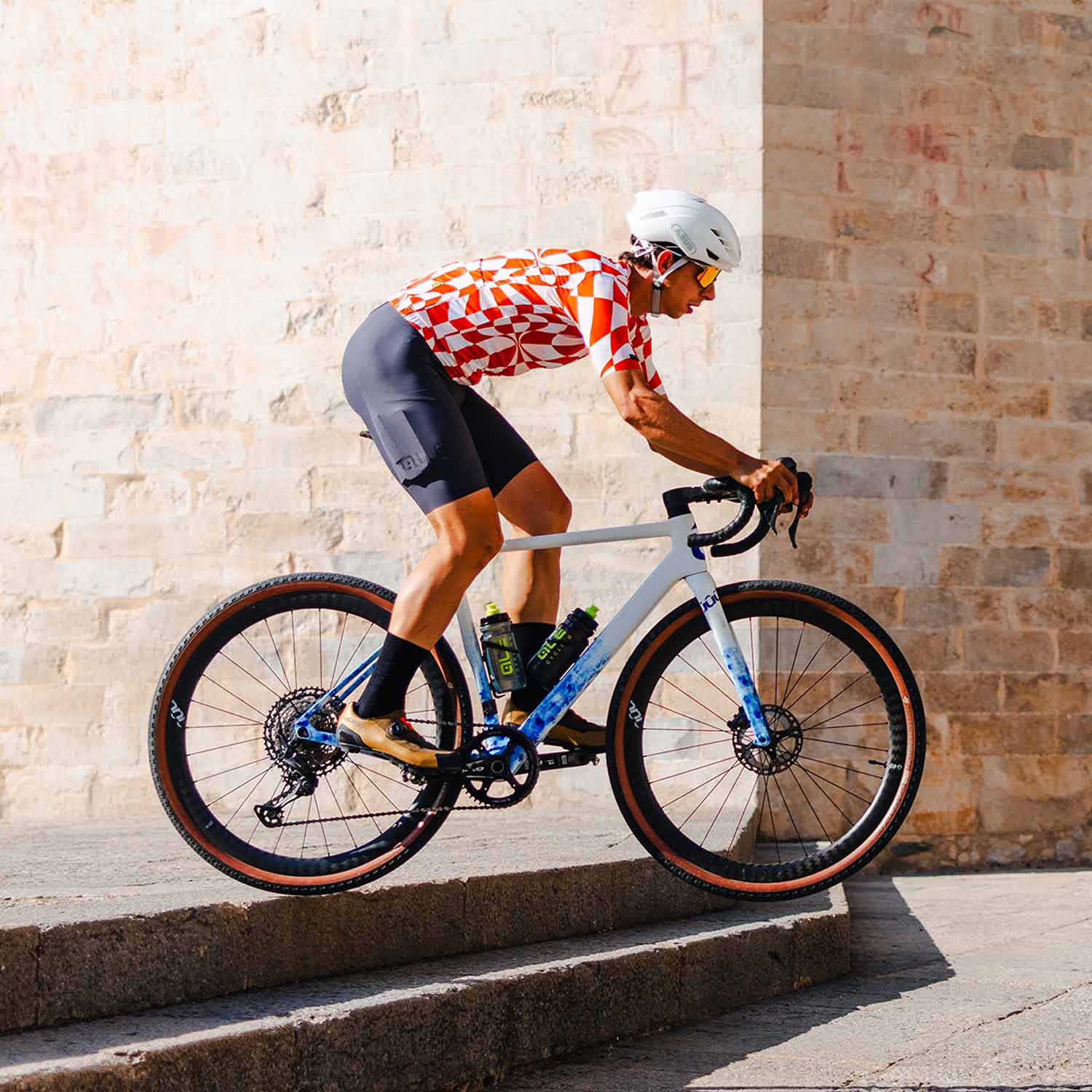 Ale Clothing Multiverso 2.0 PR-E Short Sleeves Jersey Orange - FREE UK Shipping, FREE 365 Day Returns | Moto Central