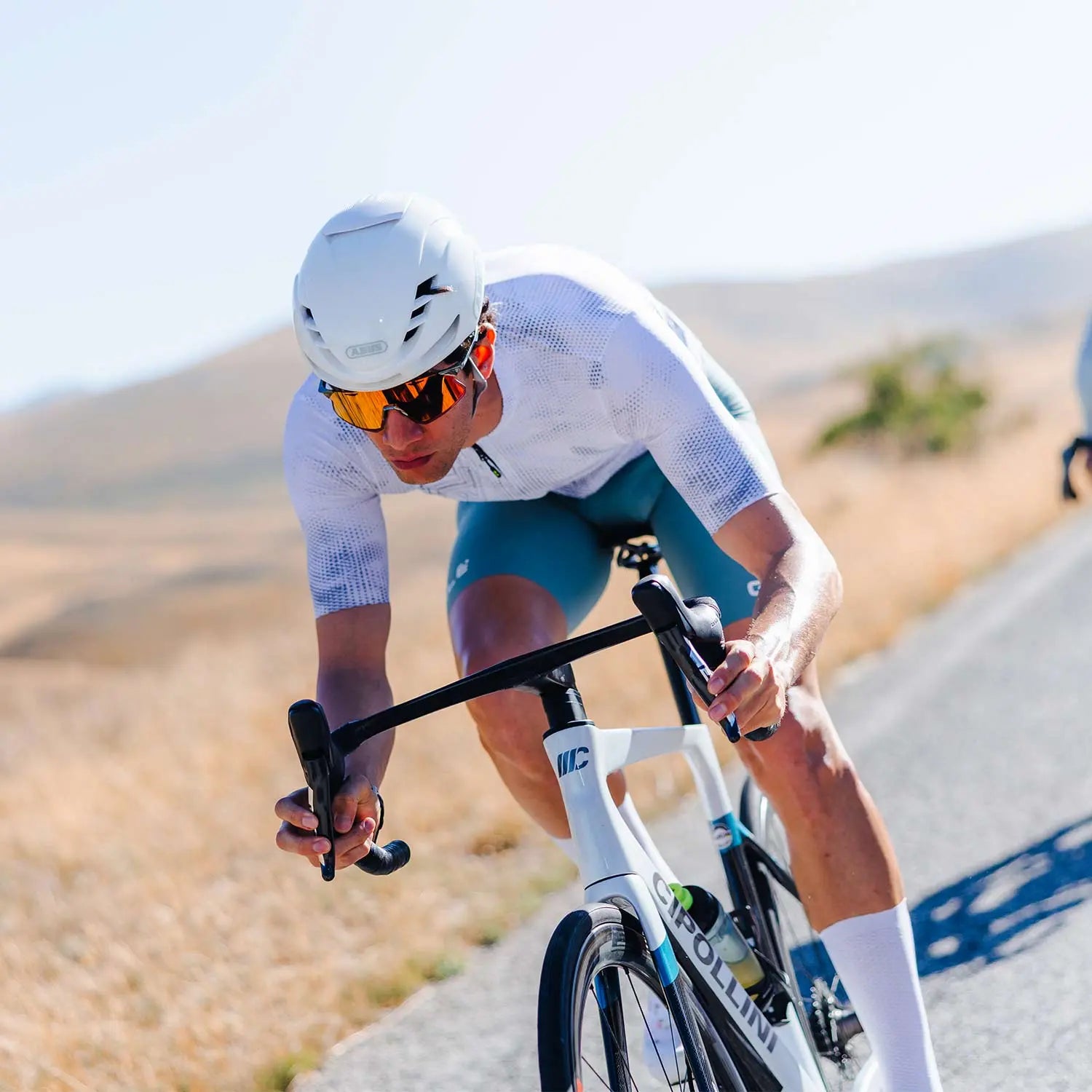 Ale Clothing Follow Me 2.0 PR-E Short Sleeves Jersey White - FREE UK Shipping, FREE 365 Day Returns | Moto Central