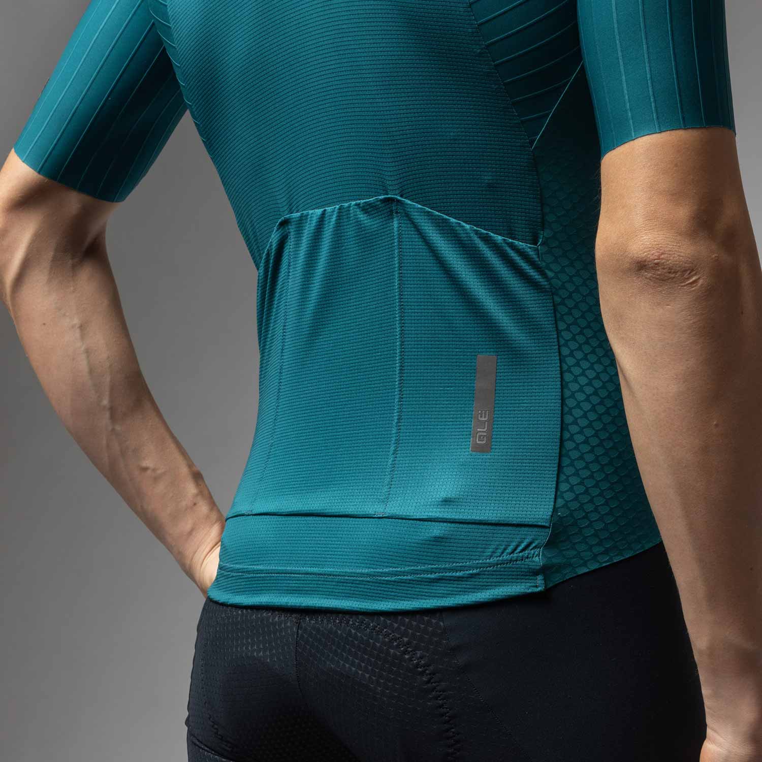 Ale Clothing Eagle R-EV1 Short Sleeves Jersey Green - FREE UK Shipping, FREE 365 Day Returns | Moto Central