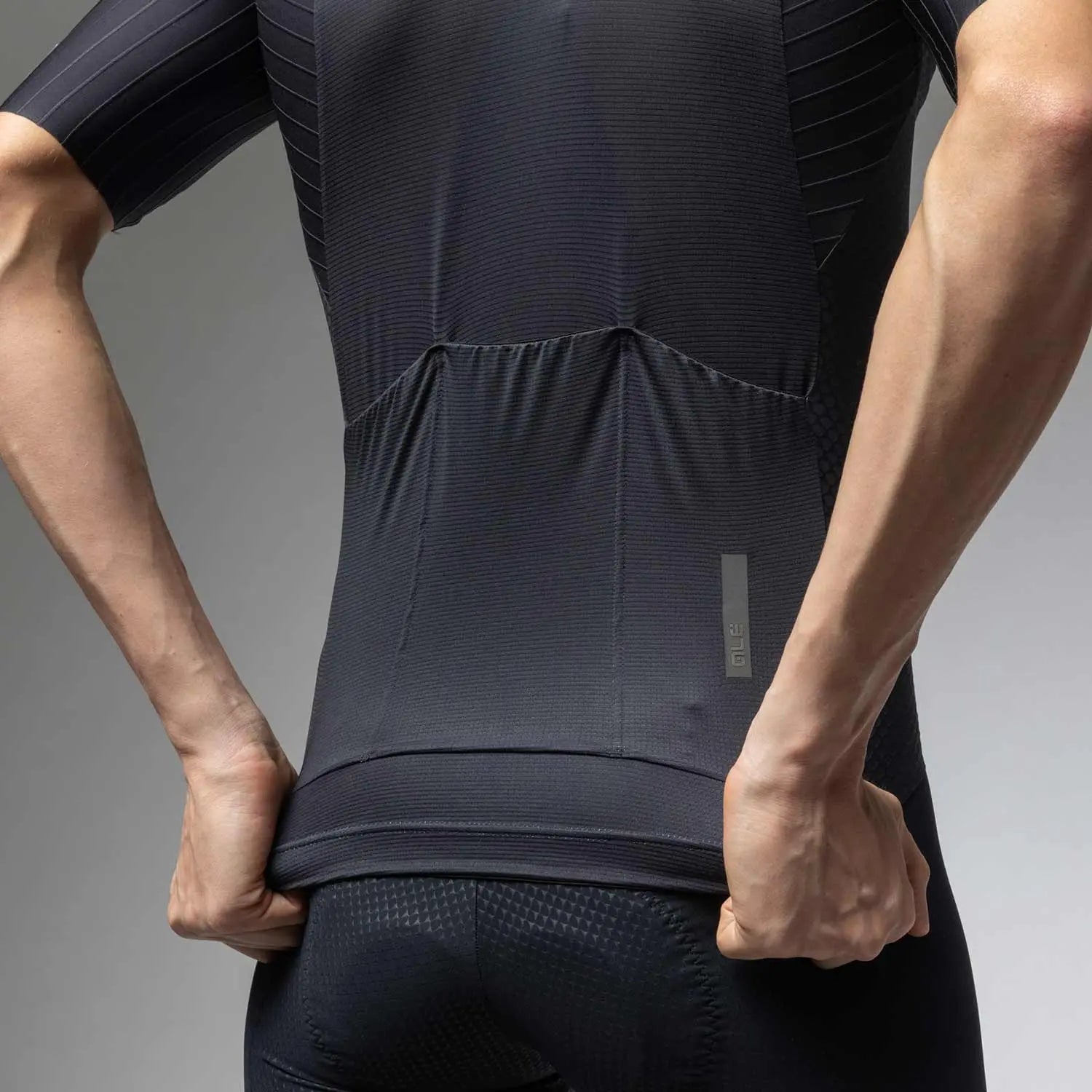 Ale Clothing Eagle R-EV1 Short Sleeves Jersey Black - FREE UK Shipping, FREE 365 Day Returns | Moto Central