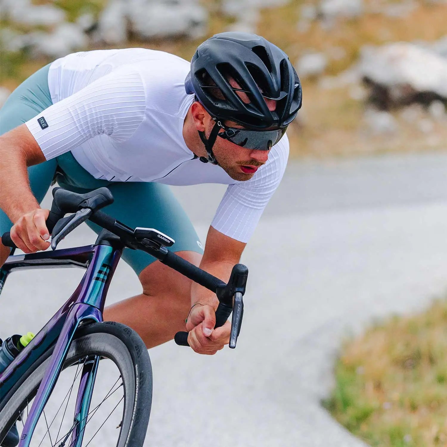 Ale Clothing Earthy Style 2.0 PR-E Short Sleeves Jersey White - FREE UK Shipping, FREE 365 Day Returns | Moto Central