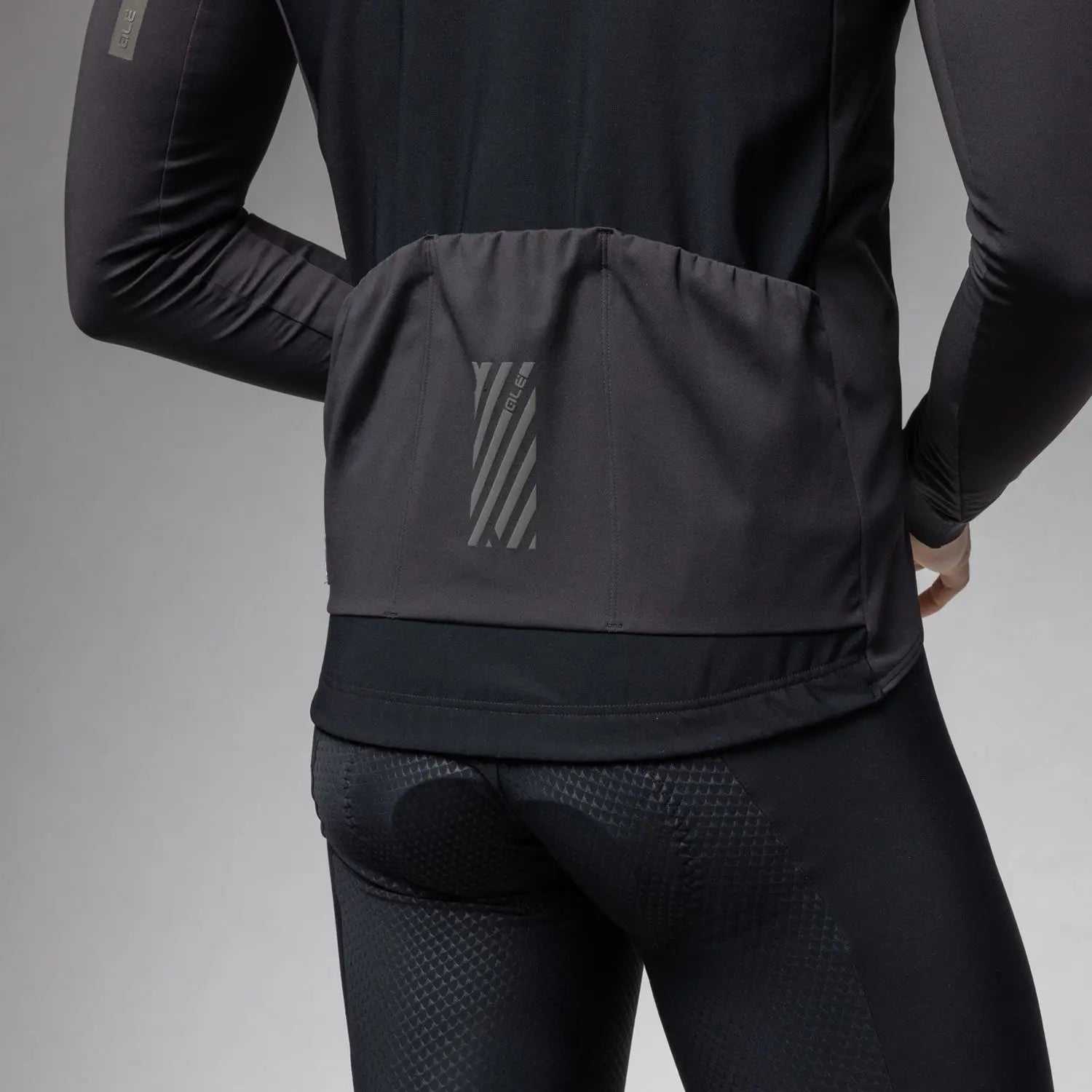 Ale Clothing Defence 2.0 R-EV1 Jacket Black - FREE UK Shipping, FREE 365 Day Returns | Moto Central