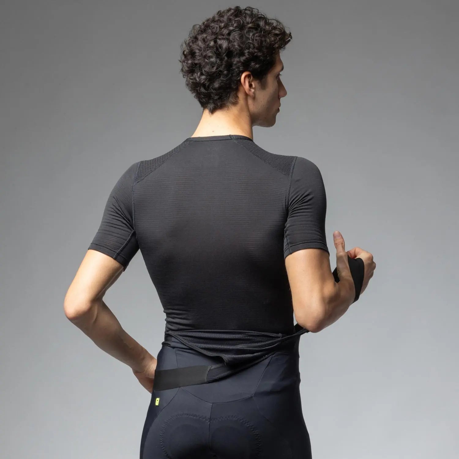 Ale Clothing Grid Intimo Short Sleeves Base Layer Black - FREE UK Shipping, FREE 365 Day Returns | Moto Central