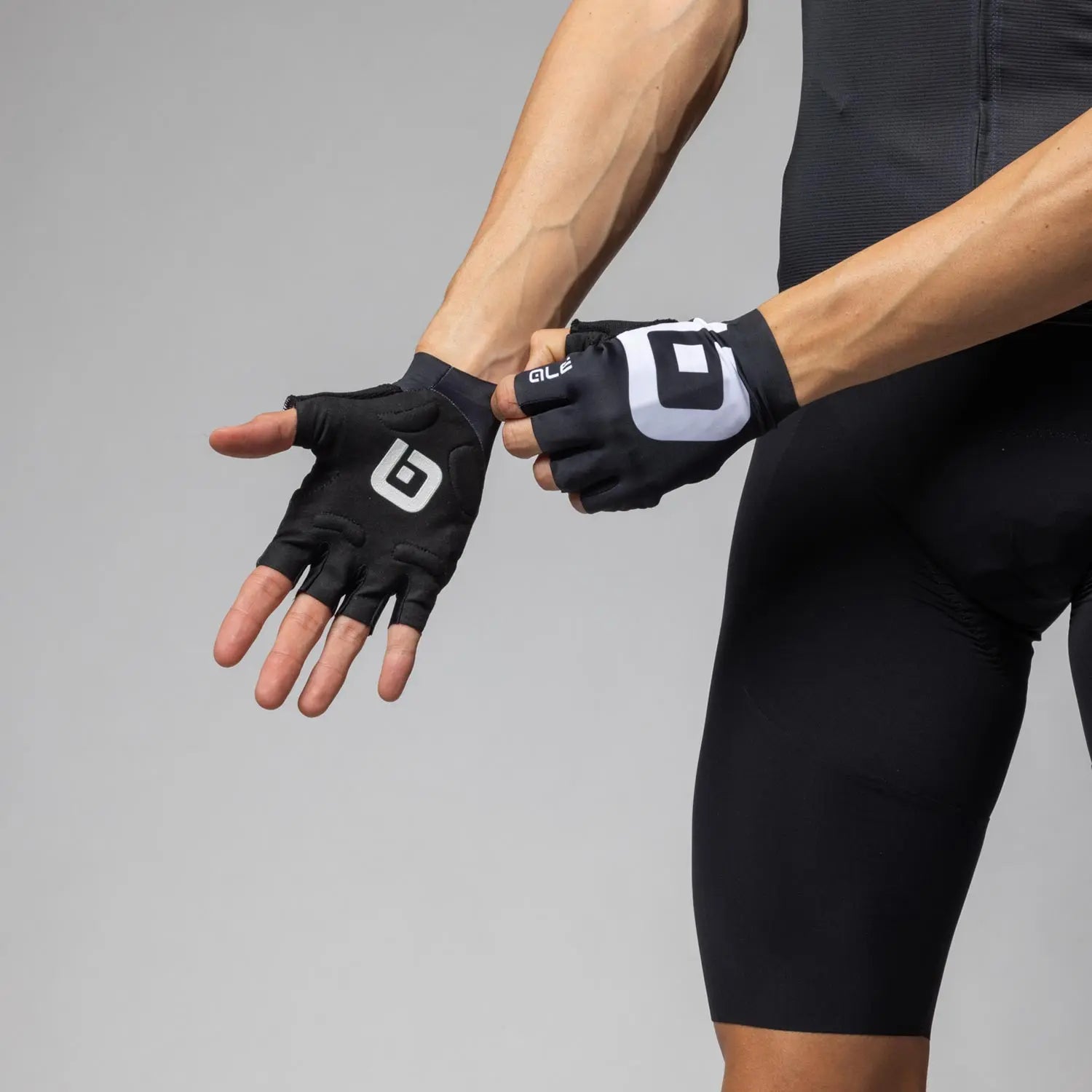 Ale Clothing Air Summer Gloves Black / White - FREE UK Shipping, FREE 365 Day Returns | Moto Central