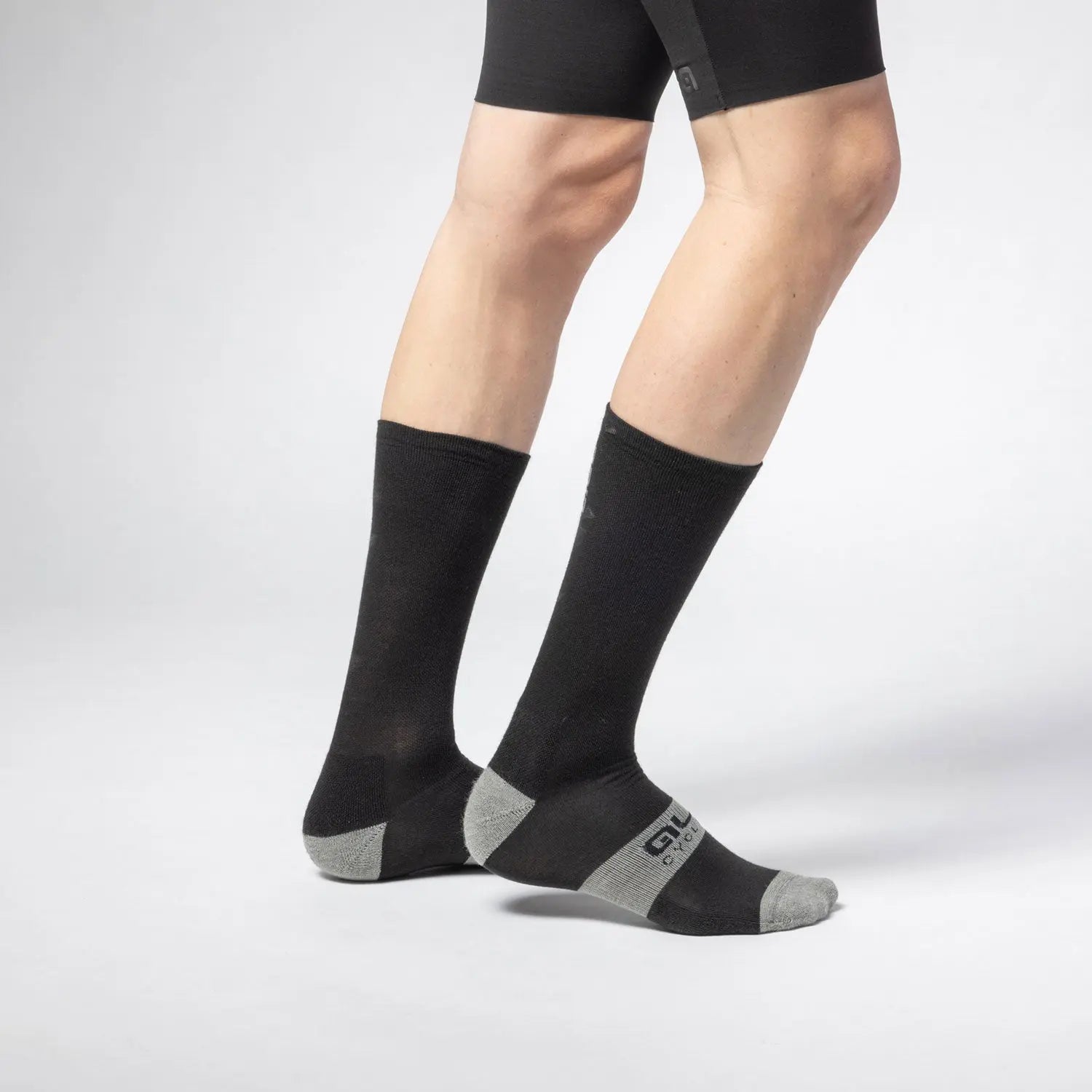 Ale Clothing Strada 3.0 22 CM Socks Black - FREE UK Shipping, FREE 365 Day Returns | Moto Central