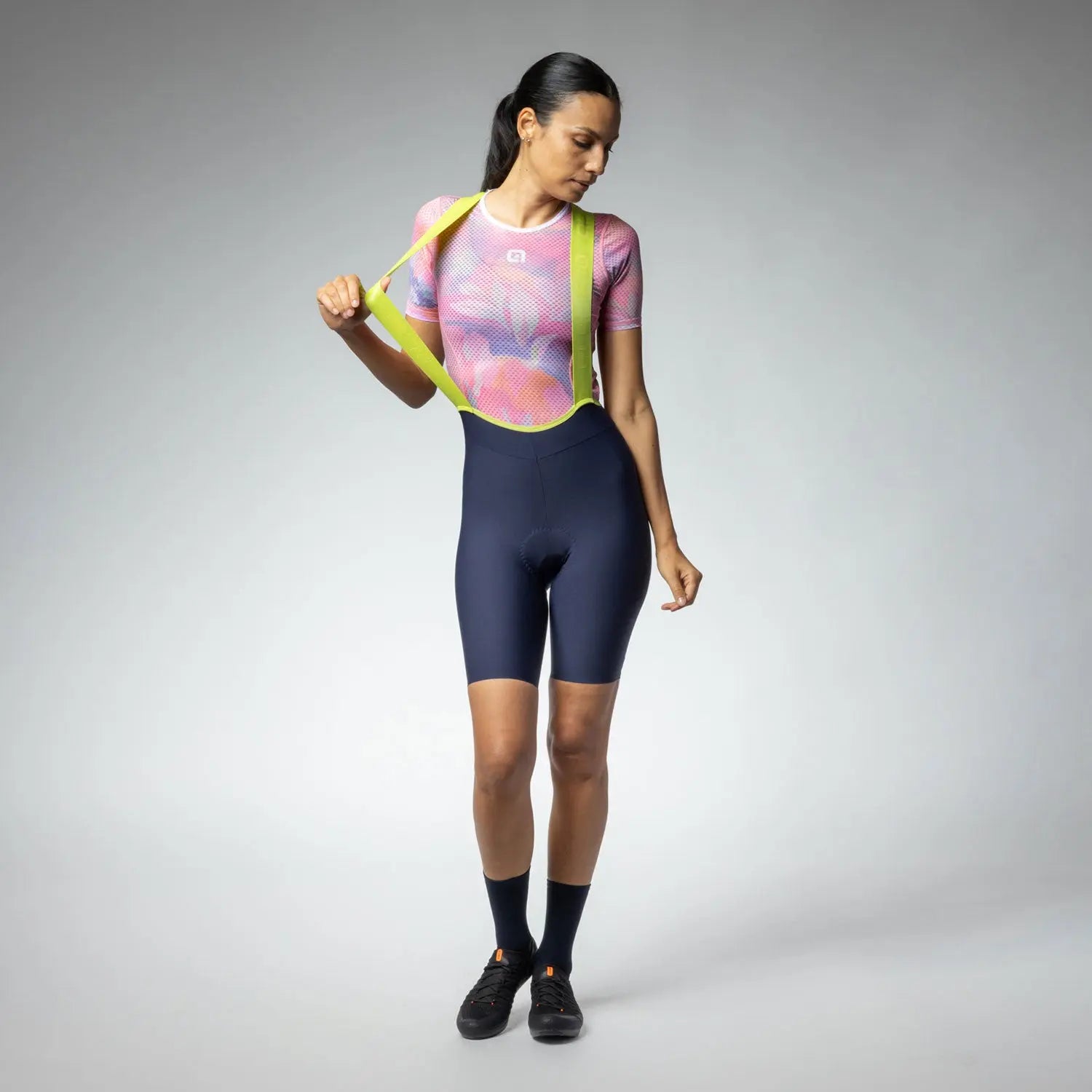 Ale Clothing Master 2.0 PR-E Ladies Bib Shorts Navy - FREE UK Shipping, FREE 365 Day Returns | Moto Central