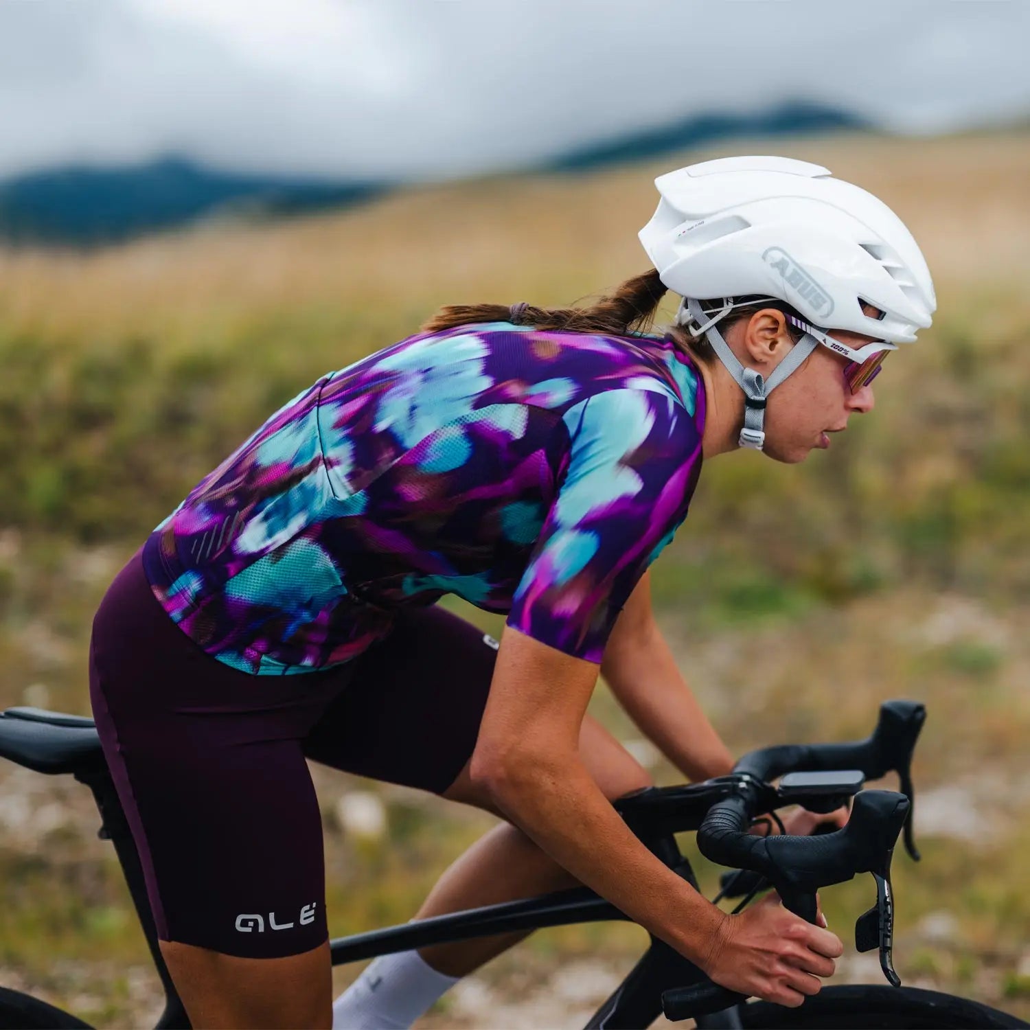 Ale Clothing Jardin 2.0 PR-E Ladies Short Sleeves Jersey Purple - FREE UK Shipping, FREE 365 Day Returns | Moto Central